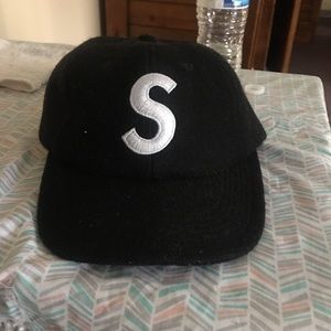 Suprem “S” Strap Hat